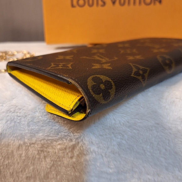 Louis Vuitton Emilie Monogram Wallet - Picture 10 of 16